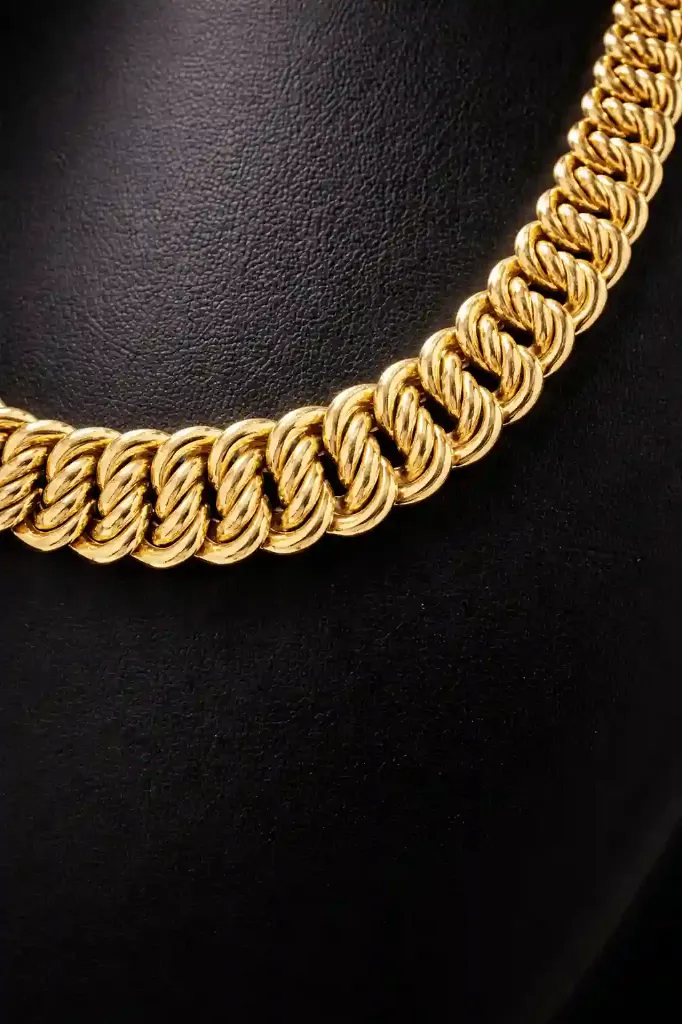 Cadenas de oro cubanas brillantes.webp