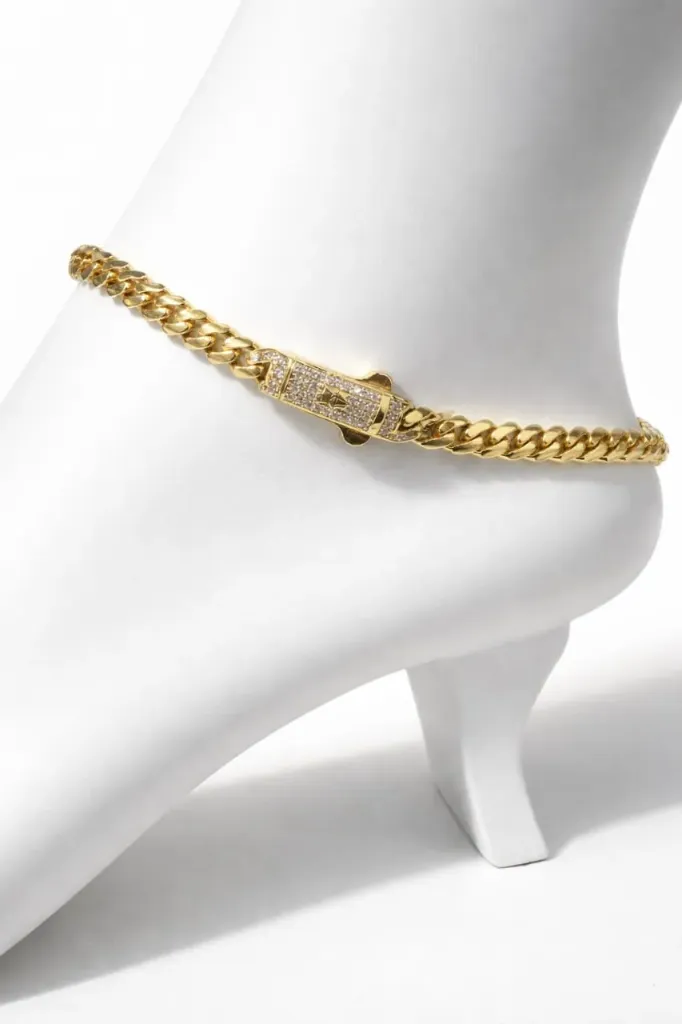 Monaco-style anklet