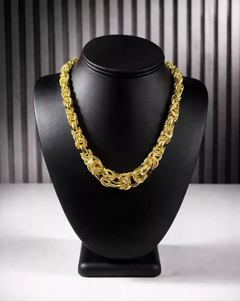 Gargantilla  bizantina